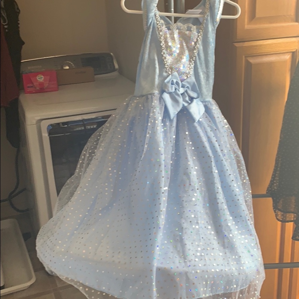 Halloween/dress up princess gown w/hooded cloak